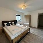 アパート Two Panorama