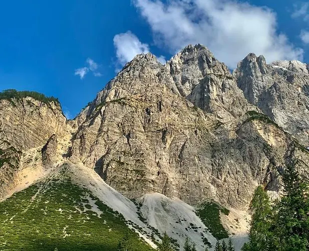 Two Panorama Apartment *